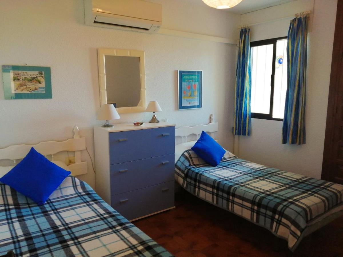 Sea & Pool View Garden Apartment Las Palmeras נרחה מראה חיצוני תמונה