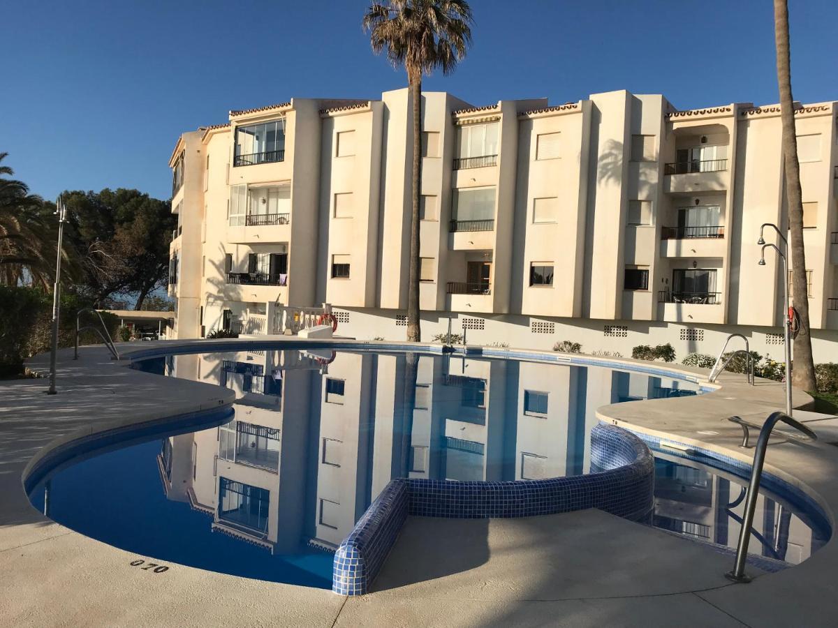 Sea & Pool View Garden Apartment Las Palmeras נרחה מראה חיצוני תמונה