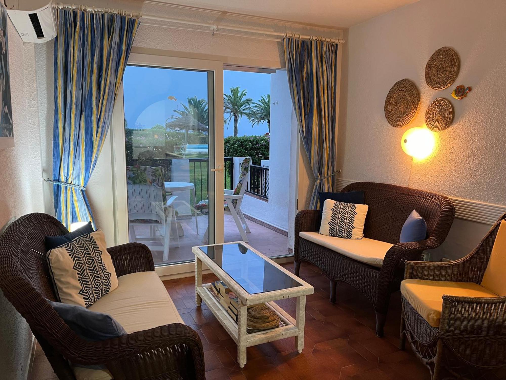 Sea & Pool View Garden Apartment Las Palmeras נרחה מראה חיצוני תמונה